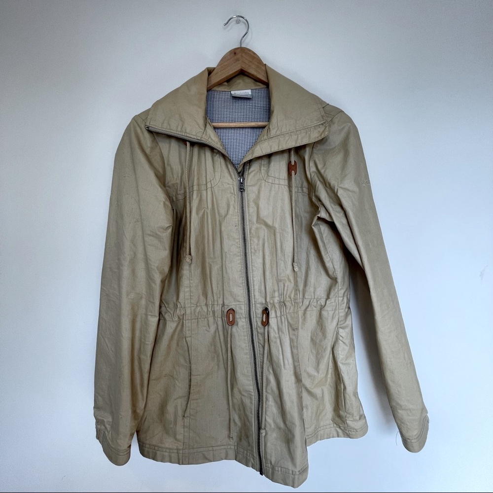 Columbia women rain jacket